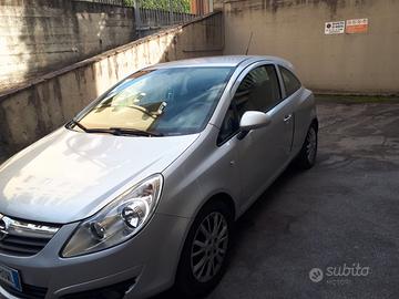 Opel corsa  GPL