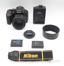 Nikon D5500 + Nikon 50mm 1.8 + 2  batt. + borsa