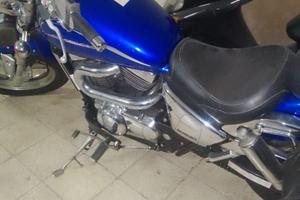 Suzuki VZ Intruder 800 - 2001