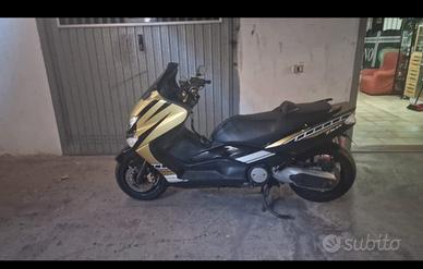 yamaha tmax 