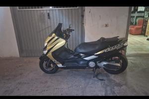 yamaha tmax 