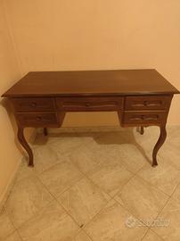 scrivania legno classica 