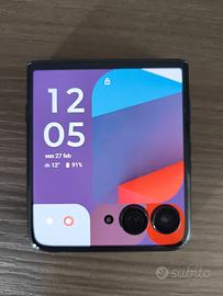 Motorola Razr 60 Ultra scarab