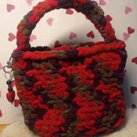 Borsa rossa a uncinetto Crochet