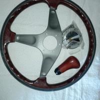 volante in radica Momo