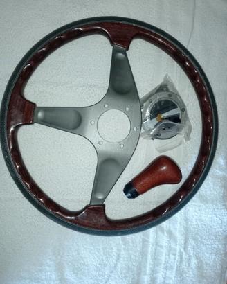 volante in radica Momo