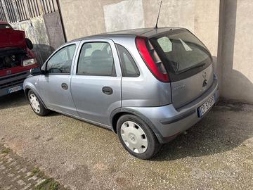Opel Corsa 1.4i 16V cat 5 porte 'Njoy