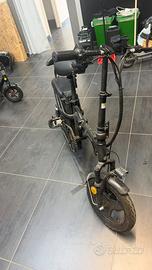 E-bike pieghevole Velocity pari al nuovo