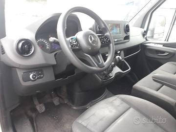 MERCEDES-BENZ Sprinter T32/35 CASSONE EURO 6 GAR