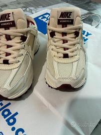 Nike Vomero 5