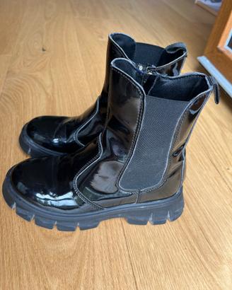 Stivaletti Primigi 31 neri lucidi – Chelsea boots