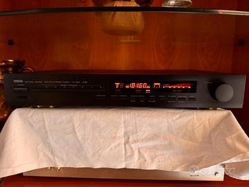Tuner Yamaha TX 550