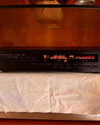 Tuner Yamaha TX 550