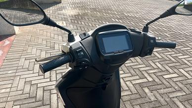 Liberty 125 km 0 anno 2026