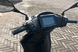 Liberty 125 km 0 anno 2026