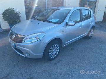 Dacia Sandero 1.4 8V GPL Ambiance