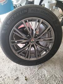 Cerchi Stelvio con gomme Michelin 235/60 