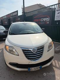 Lancia Ypsilon 1.2 69 CV 5 porte S&S Platinum