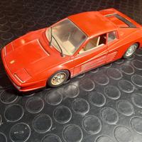 Burago Ferrari Testarossa 1:18
