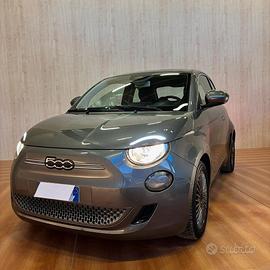 Fiat 500 500e Berlina 42 kWh Icon