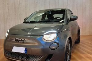 Fiat 500 500e Berlina 42 kWh Icon