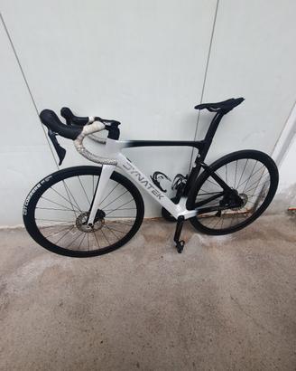Bicicletta in carbonio