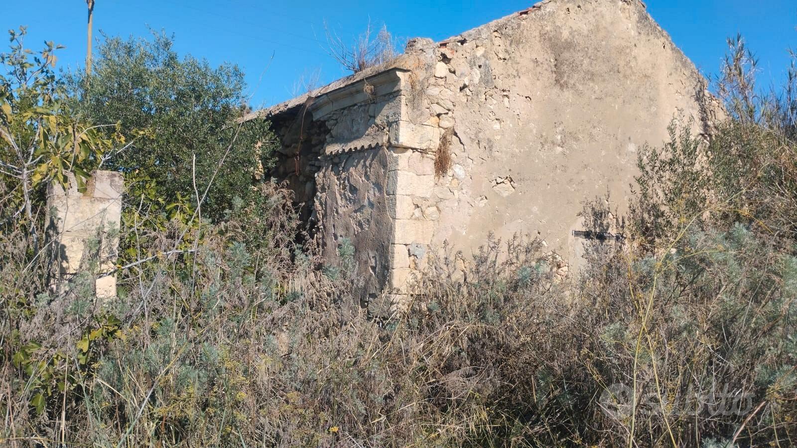 Agro Sorso terreno con rudere, pozzo, recintato - Vista 4