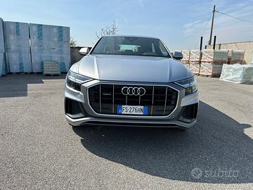 Audi Q8 50 quattro 2018