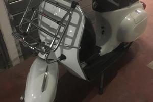 Vespa 125 primavera