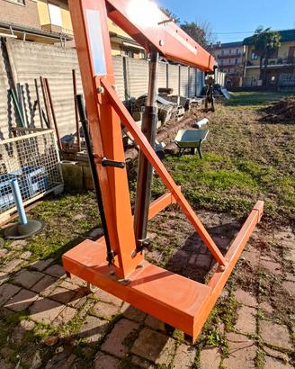 Gru idraulica a carrello