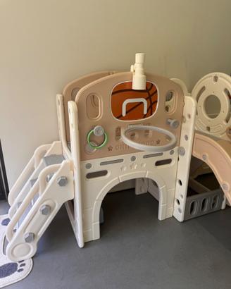 Parco giochi per interno ed esterno