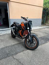 Ktm Duke 690 2016