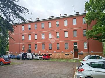 3 LOCALI A MOLINELLA