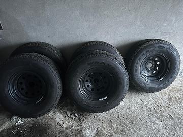 Cerchi gomme jeep