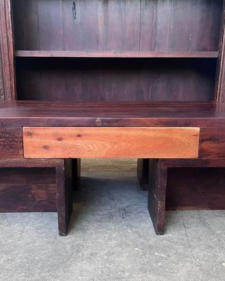Tavolino Basso in Legno Massello con Cassetto