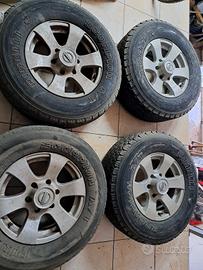 Cerchi  in lega per nissan navara