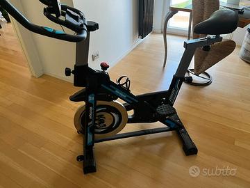 Cyclette per allenamento o rieducazione motoria