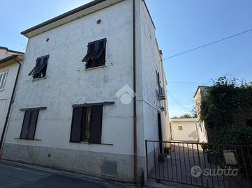 CASA DI CORTE A SAN GIULIANO TERME