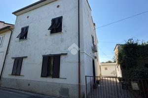 CASA DI CORTE A SAN GIULIANO TERME