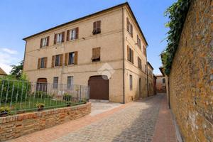 PORZIONE DI BIFAMILIARE A RECANATI