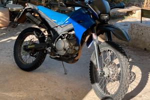 Yamaha xt125 r