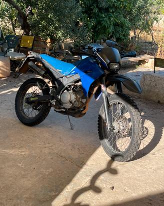 Yamaha xt125 r