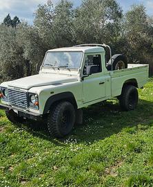 Land Rover Defender 110 HCPU Pick Up