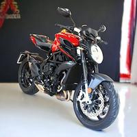 MV Agusta Brutale 800 MV Agusta Brutale 800 Rosso