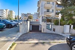 Magazzino a Putignano, viale Federico II