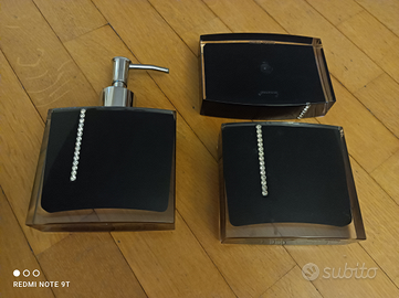 Set bagno sapone/liquido/spazzolini