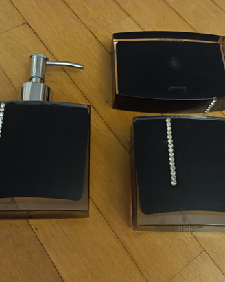 Set bagno sapone/liquido/spazzolini