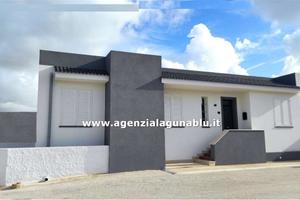 Villetta 135mq+seminterrato 125mq+ giardino 350mq