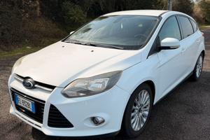 ford focus 1.0 125cv