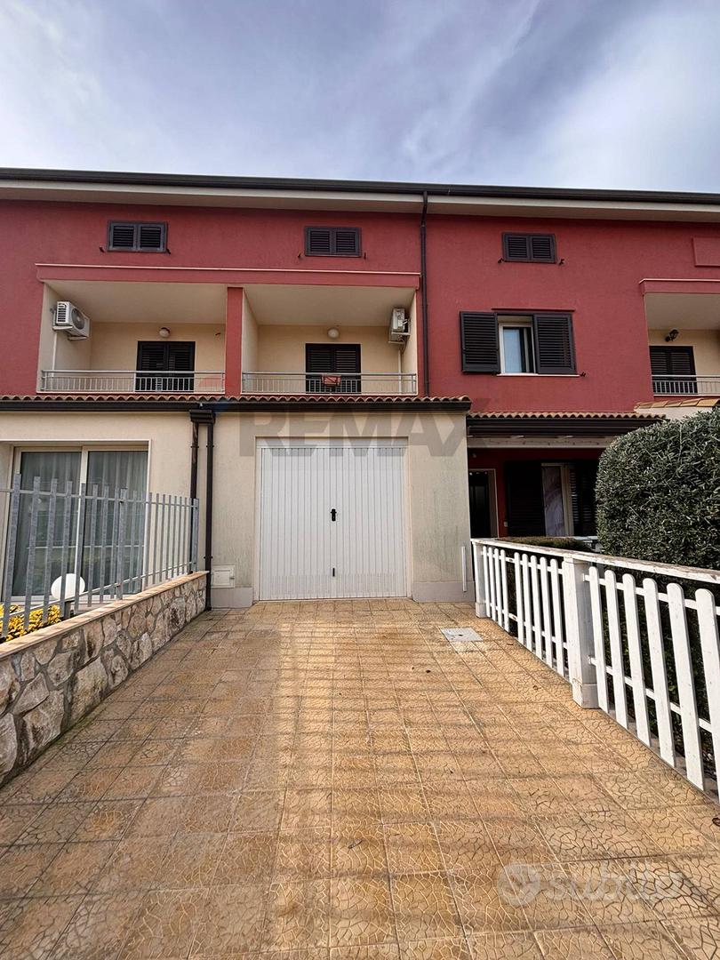 Villetta bifamiliare - Augusta - Vista 3